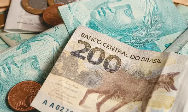 Bancos veem piora do crédito e sinalizam aperto nos empréstimos diante da alta dos calotes
