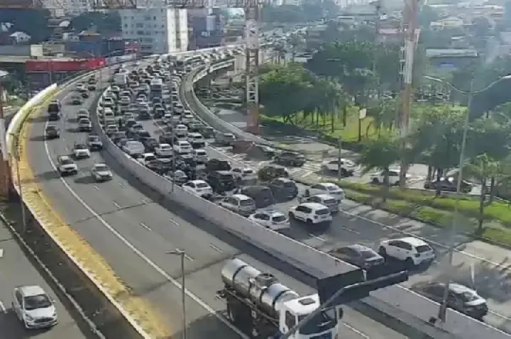 Motoristas de app protestam contra mudanças em PL de regulamentação