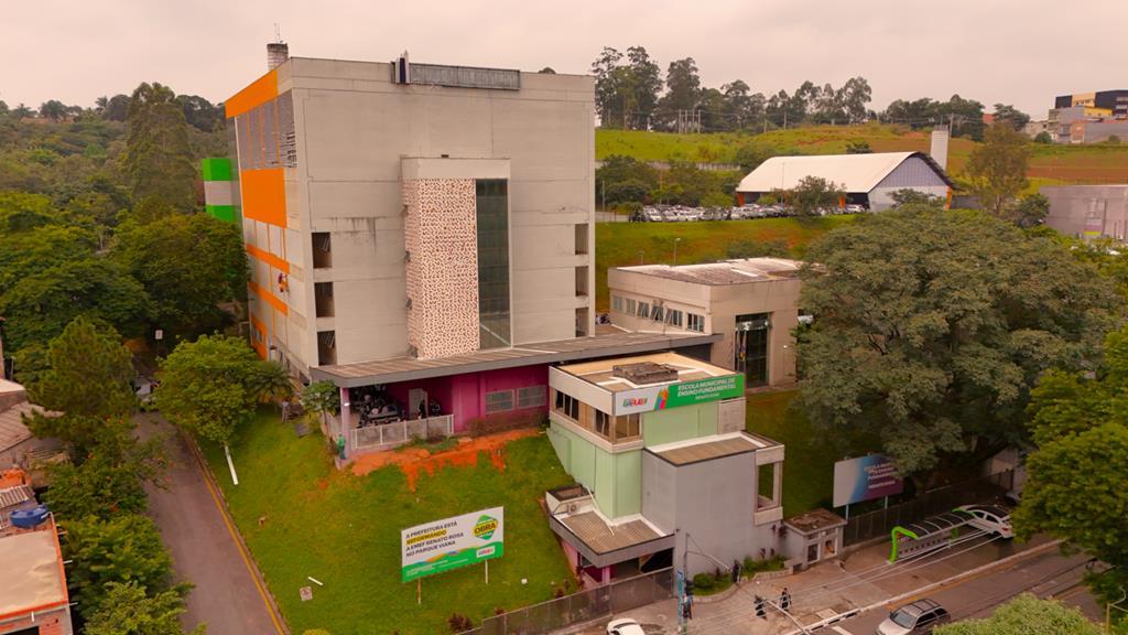 Barueri investe na educação: EMEF Renato Rosa é reformada no Jardim do Líbano