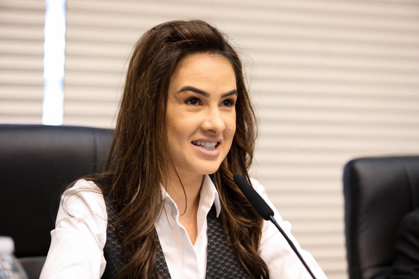 Bruna Furlan é Reeleita à Presidência da Comissão de Saúde da Alesp para Novo Biênio