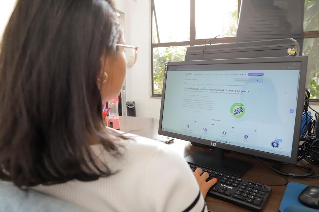 Como doar até 6% do Imposto de Renda para ajudar crianças, adolescentes e idosos em Barueri