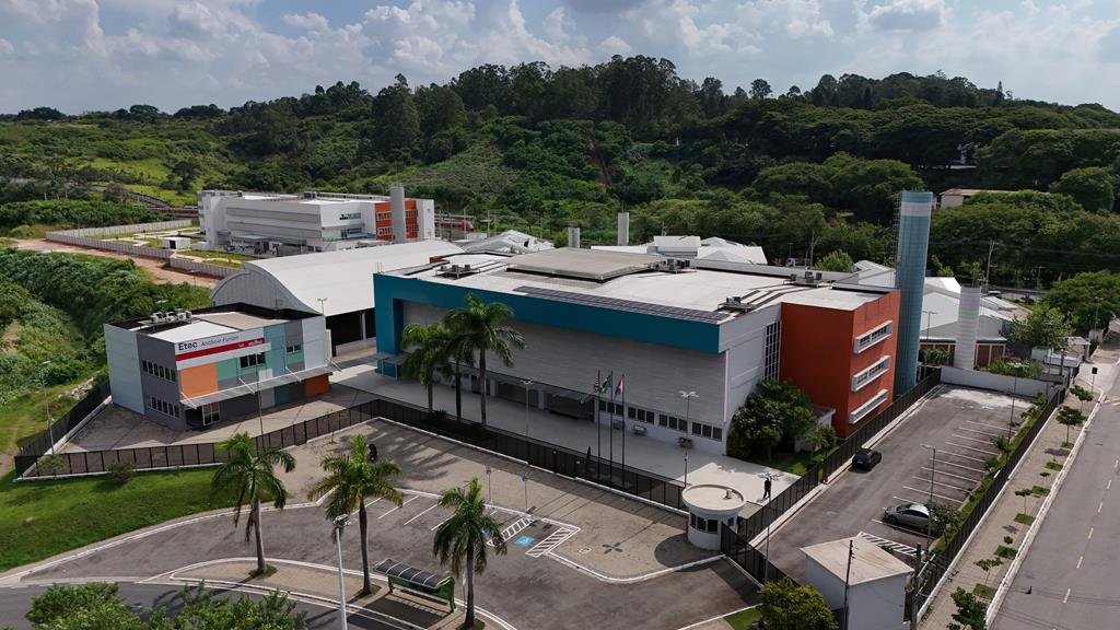 Oportunidade em Barueri: Etec Antônio Furlan abre vagas para cursos técnicos gratuitos