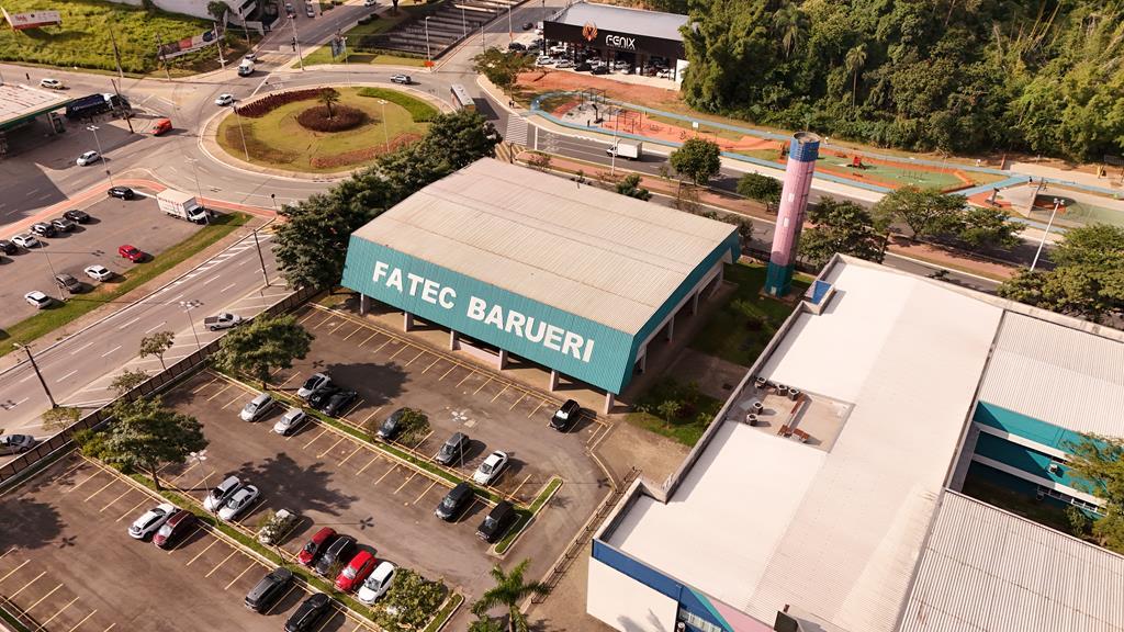 Fatec Barueri abre pedidos de isenção e redução da taxa de inscrição para o vestibular 2026