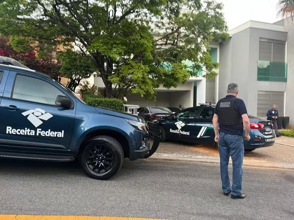 Receita Federal e Polícia Federal combatem esquema de sonegação fiscal que gerou prejuízo de R$ 244 milhões em créditos tributários