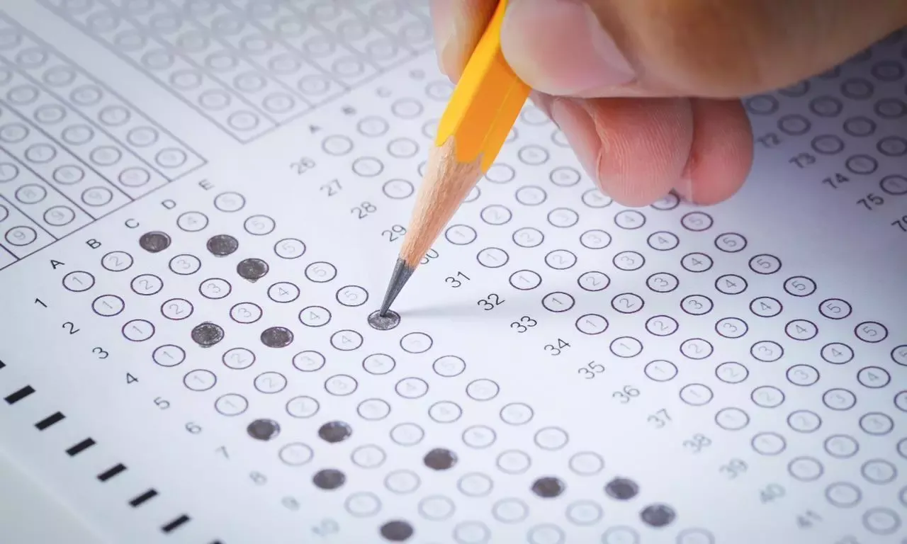 Gabarito CNU 2025 é divulgado: confira sua pontuação no primeiro dia de prova