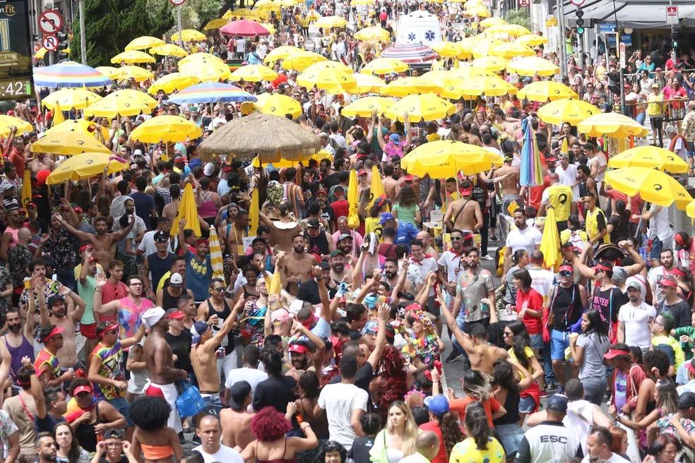 Carnaval 2026: Prefeitura de SP divulga programação de blocos de rua após críticas por demora