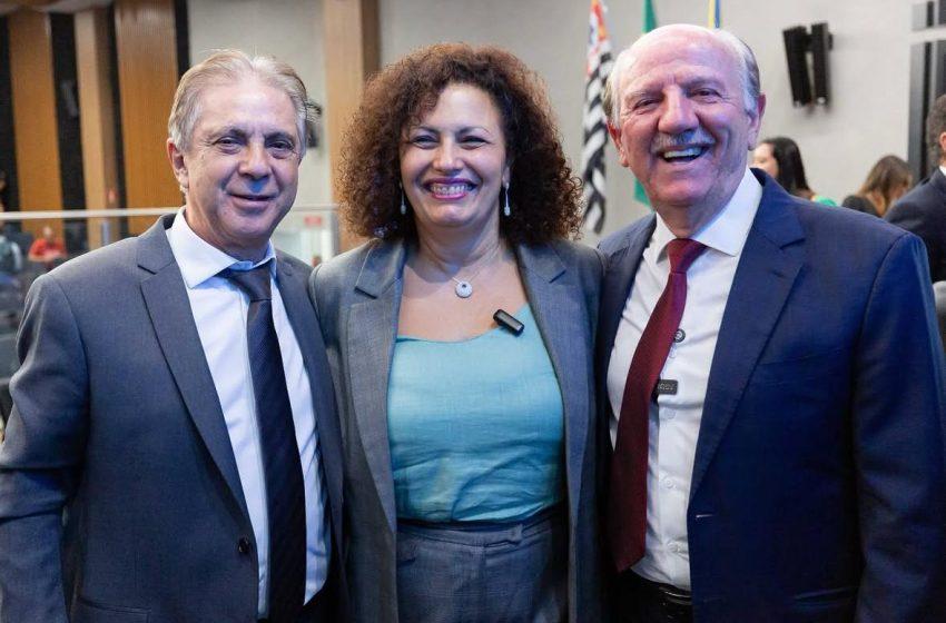 NOTA EXPLICATIVA: Esclarecimentos à população de Barueri: Prefeito Beto Piteri e a vice-prefeita Claudia Marques ambos permanecem no pleno exercício de seus mandatos